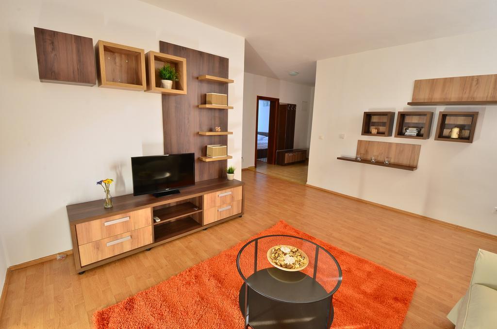 Hotel Apart Tel Aviv Szászsebes Szoba fotó